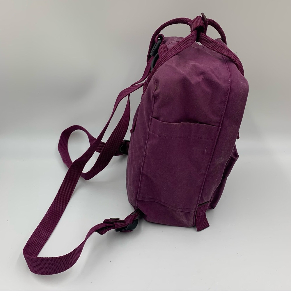Fjällräven Kånken Purple Backpack - Picture 4 of 13
